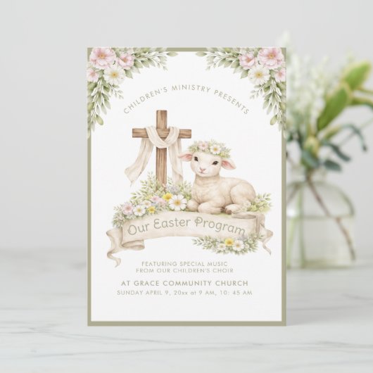 Floral Lamb with Cross | Easter Program Invitation Kaart (Staand voorkant)