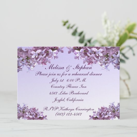 Floral Lila Flowers Wedding Rehearsal Dinner Kaart (Staand voorkant)