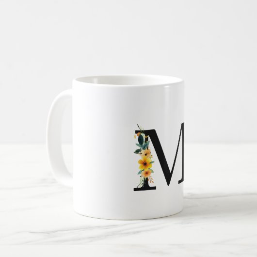 Floral M Monogram Mok met bewerkbare naam (Voorkant links)