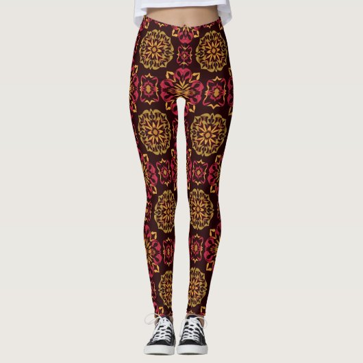 Floral Mandala patroon in rijke rode en gouden tin Leggings (Voorkant)