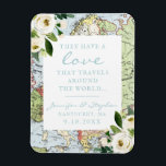 Floral Map Love Travels Weddenschap Magneet<br><div class="desc">Een charmante blauwe en groene kaart met witte boho bloemen en een romantische 'liefde reist de wereld' citaat op een fridge magneet die werkt als een bestemmings bruiloft of reisthema, met behoud van de date of bruiloft, perfect voor een stel dat de wereld samen heeft gereisd voor werk of plezier,...</div>