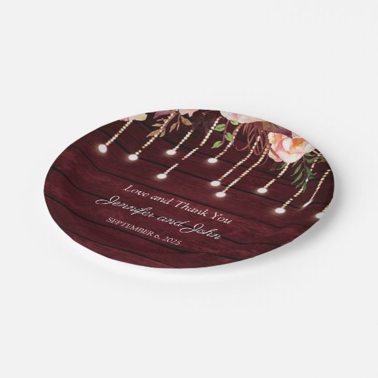 Floral Maroon Wooden Rustic Wedding Papieren Bordje (Gekanteld)