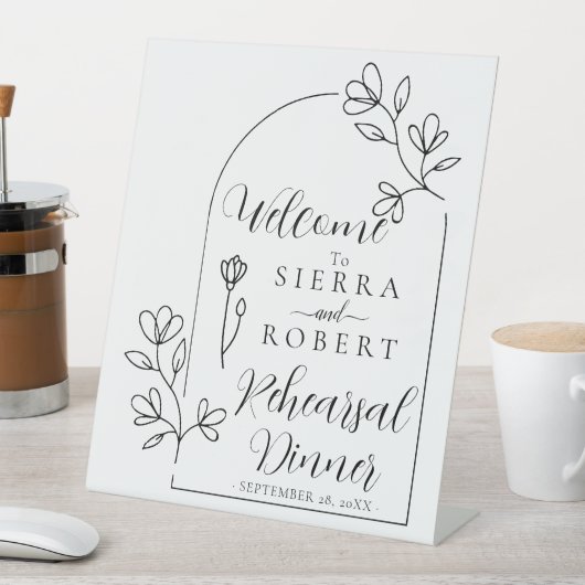 Floral Minimal Rehearsal Dinner Welcome Reclamebord Met Voetstuk (Insitu)