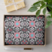 Floral Moroccan Tile, Black, White en Coral Pink Tissuepapier (Geschenk)