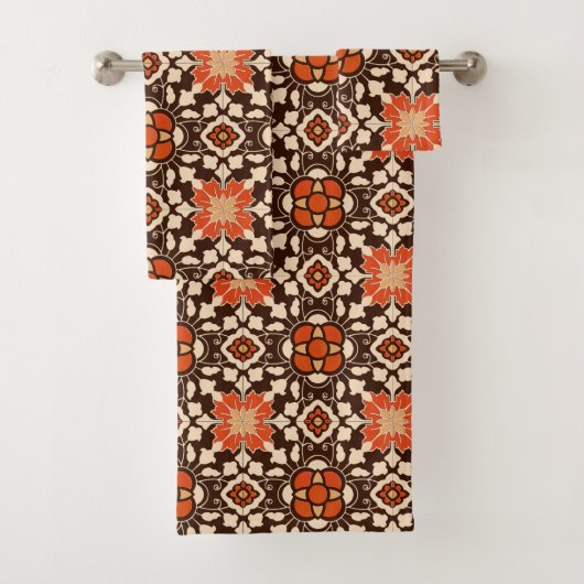 Floral Moroccan Tile, Brown, Rust en Beige Bad Handdoek (Insitu)