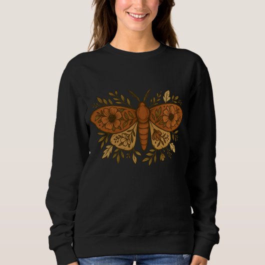 Floral Moth T-shirt – Gothic Boho Witchy T-shirt (Voorkant)