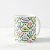 Floral "Needlepoint" koffie Mok (Voorkant rechts)