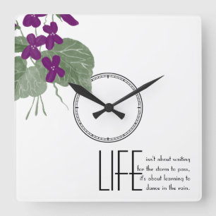 Floral Paarse Violets Life Quote Vierkante Klok