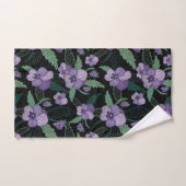 Floral Pansy met Foliage op Donkere achtergrond Bad Handdoek (Handdoek)
