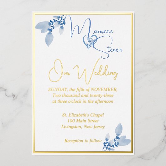 Floral Pastel Blue Wedding Gold Folie Uitnodiging (Voorkant)