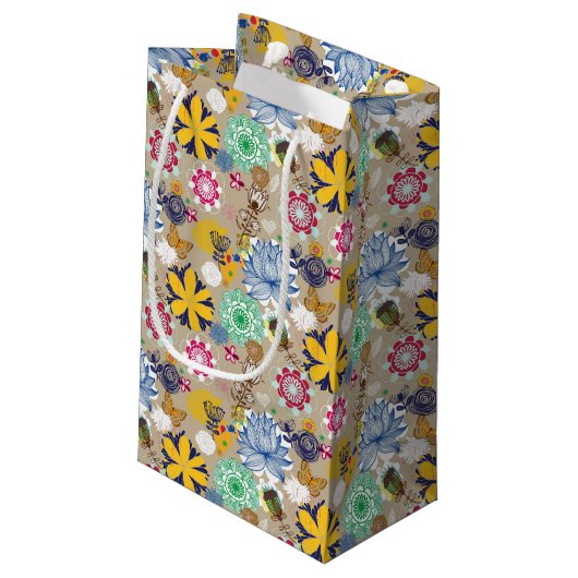 Floral patroon in retro-stijl 3 klein cadeauzakje (Achterkant Gekanteld)