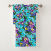 Floral Pattern Foliage Lavender Periwinkle Yellow Bad Handdoek (Insitu)