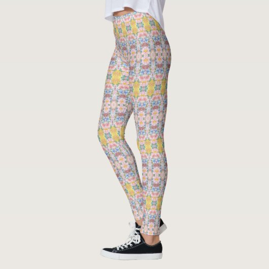 Floral Pattern-Leggings Leggings (Links)