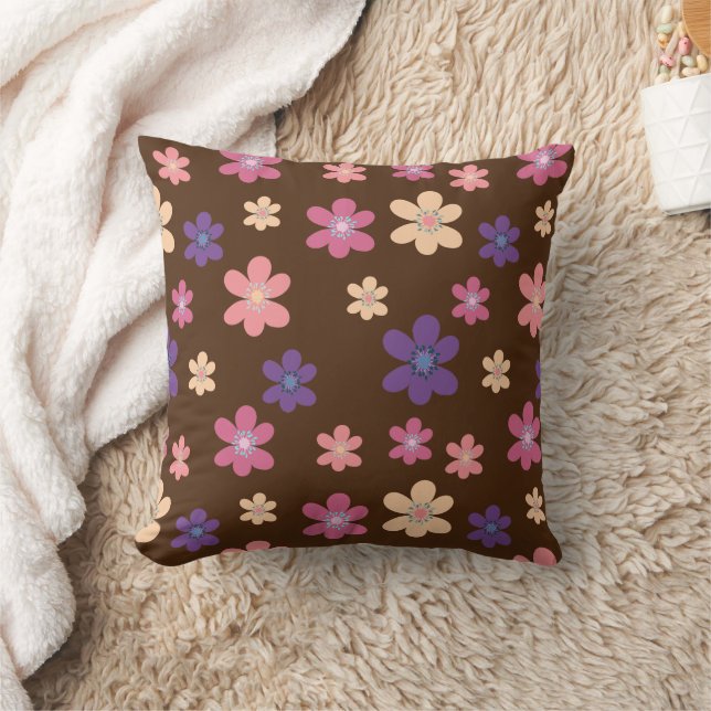 Floral Pattern op Brown Background Kussen (Deken)