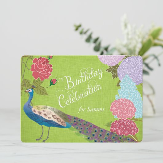 Floral Peacock over Green Linen Birthday Invite Kaart (Staand voorkant)