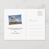  Floral Peacock Paarse Foto slaat de datum op Aankondigingskaart (Achterkant)