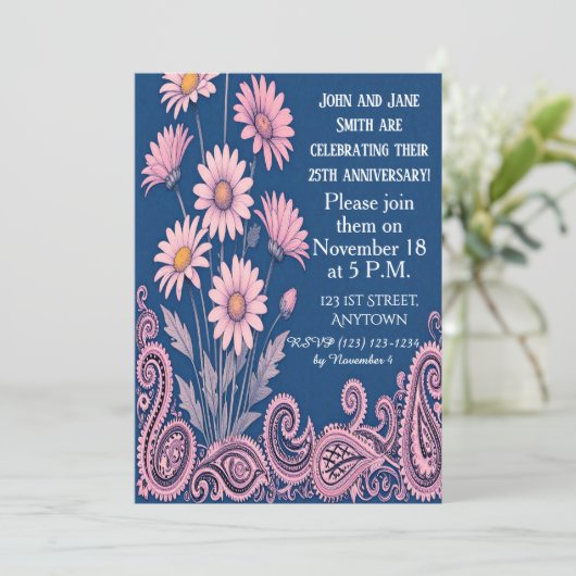 Floral Personalized Wedding Anniversary Invitation Kaart (Staand voorkant)