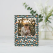 Floral Photo Frame Engagement Party Invitation Feestdagenkaart (Staand voorkant)