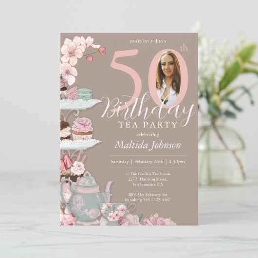 Floral Pink Custom Photo Tea Party 50ste verjaarda Kaart (Staand voorkant)