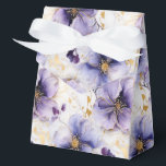 Floral Print Party Treat Box Bedankdoosjes<br><div class="desc">Party gunst box wordt getoond met een mooie grote inkt bloemen bloemenprint. Pas dit object aan of koop zoals het is. Tip: Voeg gewoon je geweldige lekkernijen toe en voeg wat feestelijk lint toe. Afbeelding met vergunning</div>
