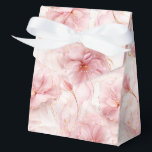 Floral Print Party Treat Box Bedankdoosjes<br><div class="desc">Party gunst box wordt getoond met een mooie grote roze bloemen bloemenprint. Pas dit object aan of koop zoals het is. Tip: Voeg gewoon je geweldige lekkernijen toe en voeg wat feestelijk lint toe. Afbeelding met vergunning</div>