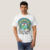 Floral Rainbow Earth – Vier onze planeet T-shirt (Voorkant volledig)
