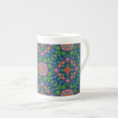  Floral Rangoli over Deep Blue Bone China Mok (Voorkant rechts)