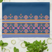 Floral Rangoli Pattern Border, Blue Kitchen Towel Theedoek (Gevouwen)