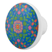 Floral Rangoli Pattern on Blue Ceramic Knob Keramische Knop (Rechts)