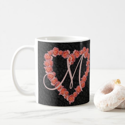 Floral Roos Heart monogram Weddenschap Koffiemok (Met donut)
