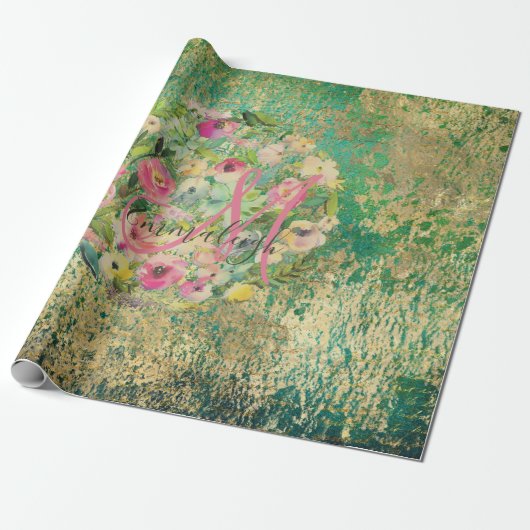 Floral Round Bouquet Monogram Green Gold Cadeaupapier (Uitgerold)
