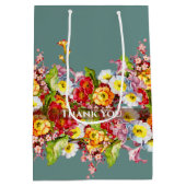 Floral Sage Green Spring Primroses Elegant Medium Cadeauzakje (Achterkant)