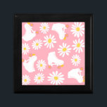 Floral Schaatsen Roller Skating Pattern Cadeaudoosje<br><div class="desc">Koel moderne pastelroze zomerkleedmachines en witte retro roller quad schaatsen met roze wieltjes voor rolschaatvrouw,  meisje. Voorzieningen voor rolstoelpatronen op deuropeningen,  mokken,  verpakkingspapier,  enz. Roller schaatsen illustratie ontwerpcadeau voor dochter,  kleindochter,  derby girl,  rolbabe. Schaatsen met rolschaatsen,  met vier rollen,  met  retro-roller,  voor rolschaatsen,  met klassieke rollerskaatpasta,  esthetische illustratie</div>