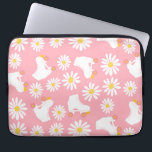 Floral Schaatsen Roze rolroze Laptop Sleeve<br><div class="desc">Koel moderne pastelroze zomerkleedmachines en witte retro roller quad schaatsen met roze wieltjes voor rolschaatvrouw,  meisje. Voorzieningen voor rolstoelpatronen op deuropeningen,  mokken,  verpakkingspapier,  enz. Roller schaatsen illustratie ontwerpcadeau voor dochter,  kleindochter,  derby girl,  rolbabe. Schaatsen met rolschaatsen,  met vier rollen,  met  retro-roller,  voor rolschaatsen,  met klassieke rollerskaatpasta,  esthetische illustratie</div>