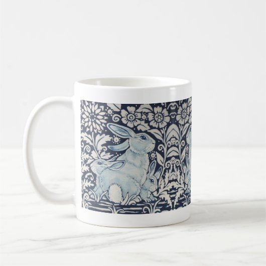Floral Scroll Bunny Koffiemok (Links)