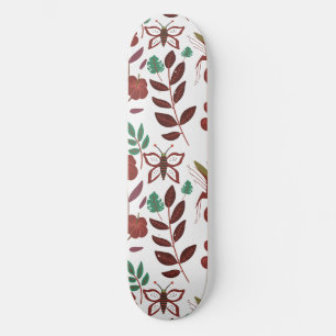 Floral seamless pattern birds and butterflies persoonlijk skateboard
