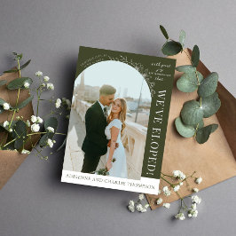 Floral Simplicity 1 Modern Green Elopement Aankondiging