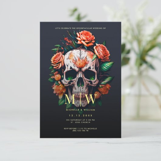 Floral Skull Monogram Halloween Wedding Kaart (Staand voorkant)