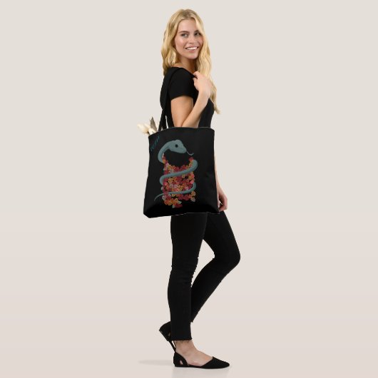 Floral Snake Wrap - Uw Initialen Tote Bag (Op model)