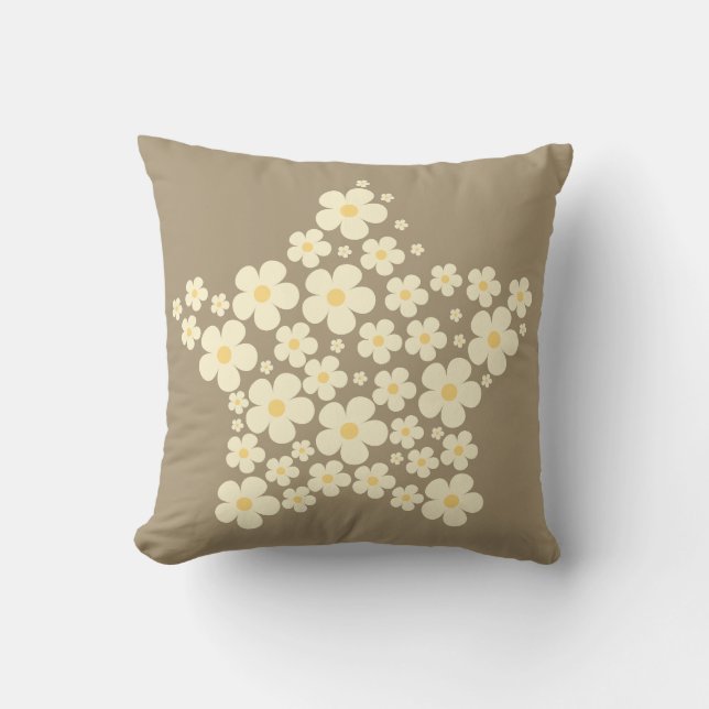 Floral Star Pillow – Beige Botanical Home Decor  Kussen (Voorkant)