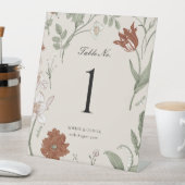 Floral Terracotta Tafelnummers Reclamebord Met Voetstuk (Insitu)