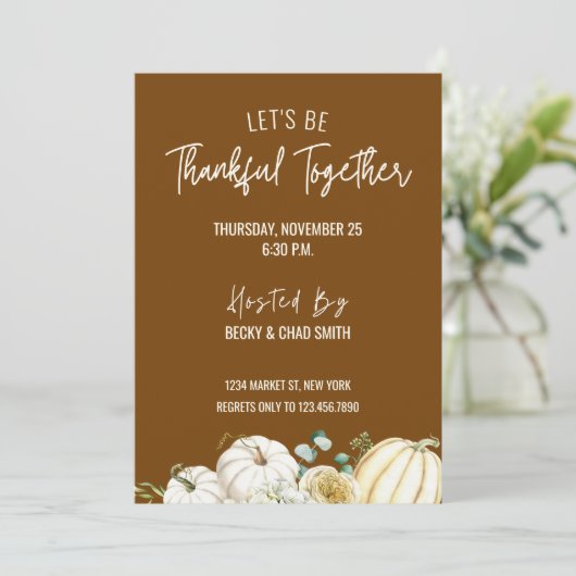 Floral Thanksgiving Dinner Invitation Bruin Kaart (Staand voorkant)