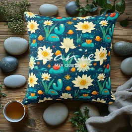 Floral Tranquility Pillow – naam Kussen