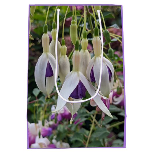 Floral van Paarse en witte Fuchsia Medium Cadeauzakje (Achterkant)