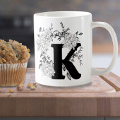Floral van zwarte en witte monogram koffiemok