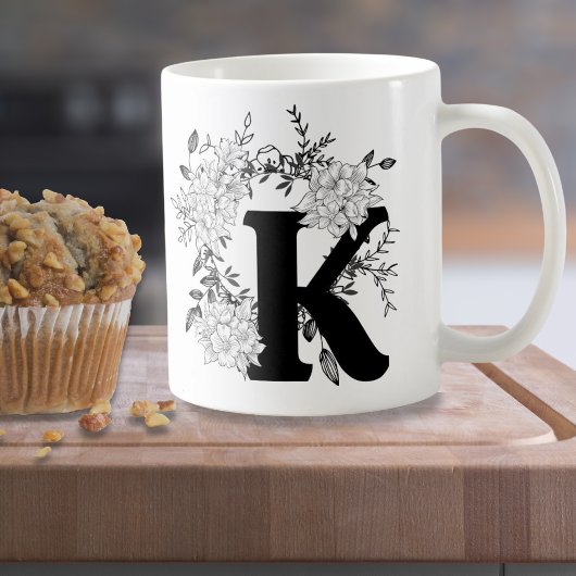 Floral van zwarte en witte monogram koffiemok
