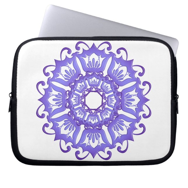 Floral violet mandala. laptop sleeve (Voorkant)