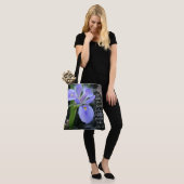 Floral (wateriris) w/ vers van Luke 1:45 Tote Bag (Op model)