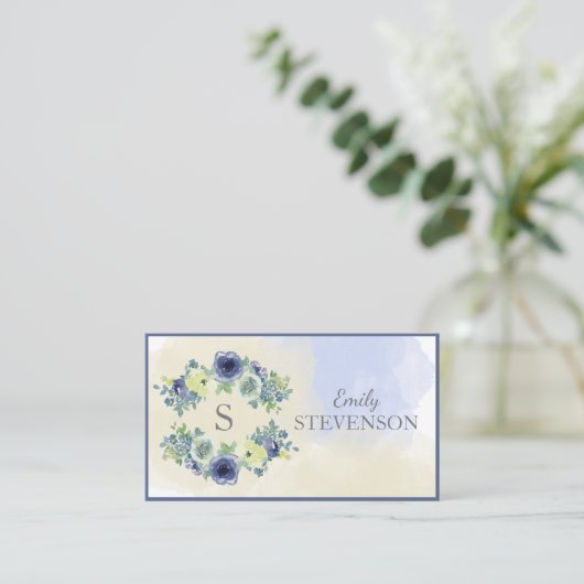 Floral Waterverf Elegant Monogram Visitekaartje (Staand voorkant)