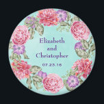 Floral Waterverf Wreath  Wedding Magneet<br><div class="desc">Een bruiloft, een herdenking of het opslaan van de datummagneet. Een mooie botanische afbeelding met een cirkelvormige poot van waterverf bloemen in roze en paars met groene bladeren daartussenin. Het bloemontwerp bestaat uit roze pinda's en paarse anemonen. De achtergrond is een zachte groene textuur van de waterverf van de munt....</div>